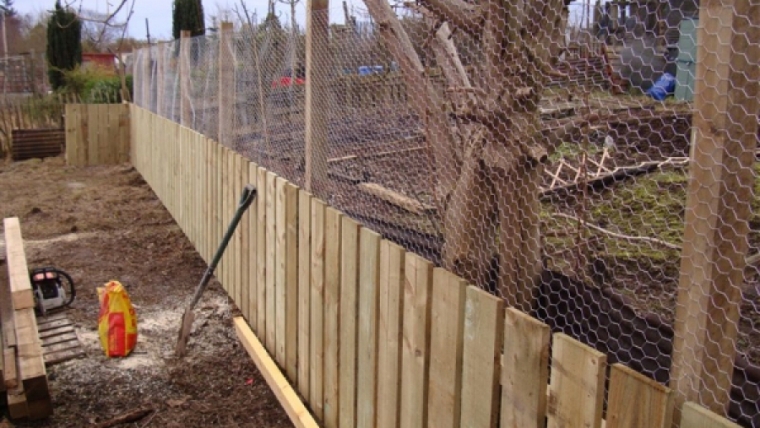 Fencing services